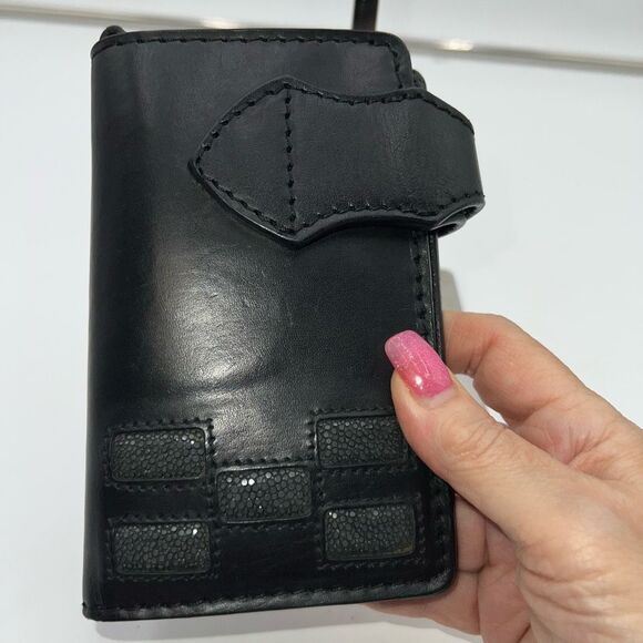 Native Art along Bifold Flap Slip Leather Wallet - Picture 4 of 7